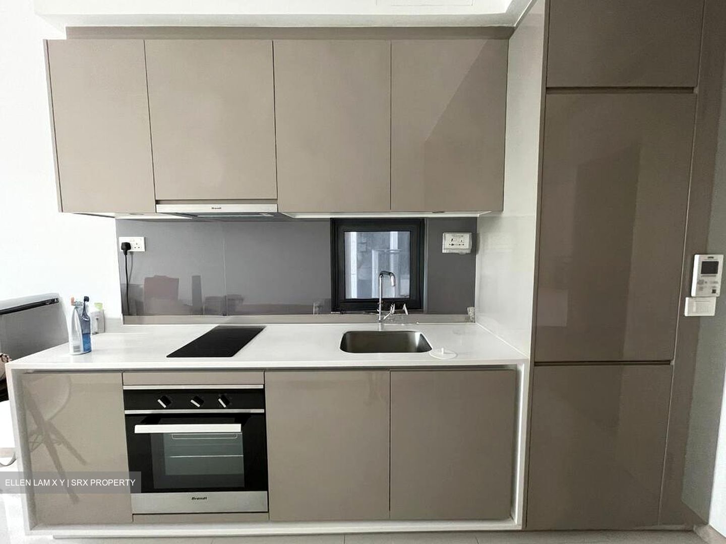 J Gateway (D22), Condominium #506502171